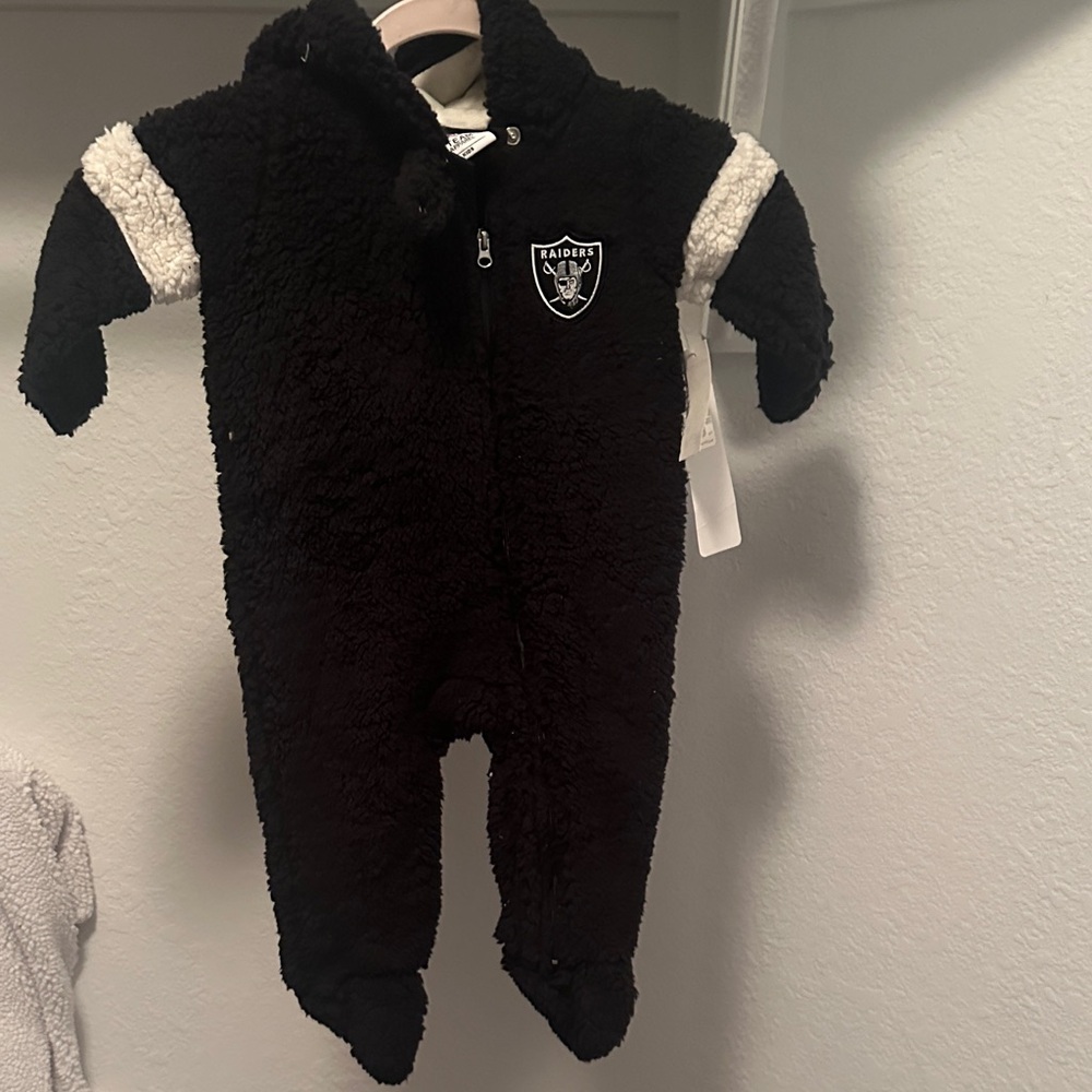 Riders by Lee Cozy Black and White Footie